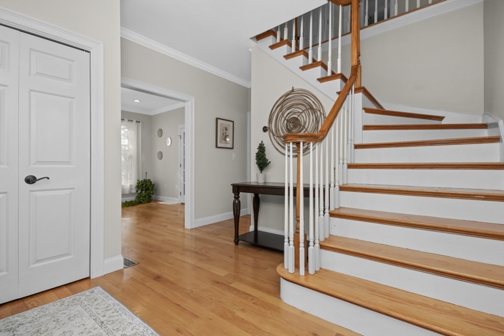 7 Colby Way Westwood, MA 02090 - Photo 4 of 26