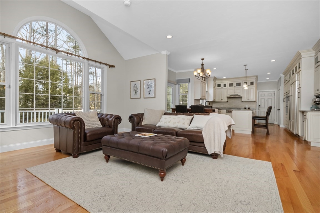 7 Colby Way Westwood, MA 02090 - Photo 6 of 26