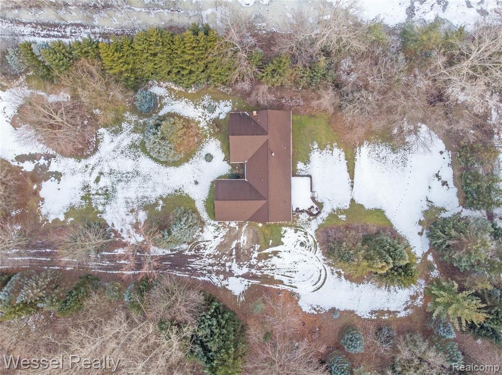 52470 Hayes Road Macomb, MI 48042 - Photo 5 of 25