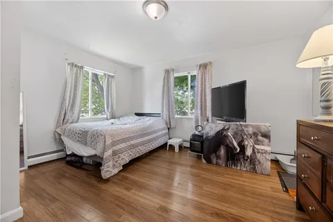 $1,590,000 | 16 Courtway Street, Narragansett, RI 02882