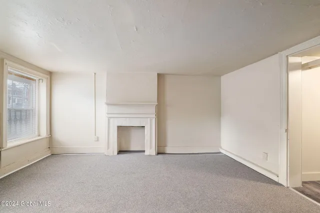 $975 | 357 Washington Avenue, Unit BSMT, Albany, NY 12206