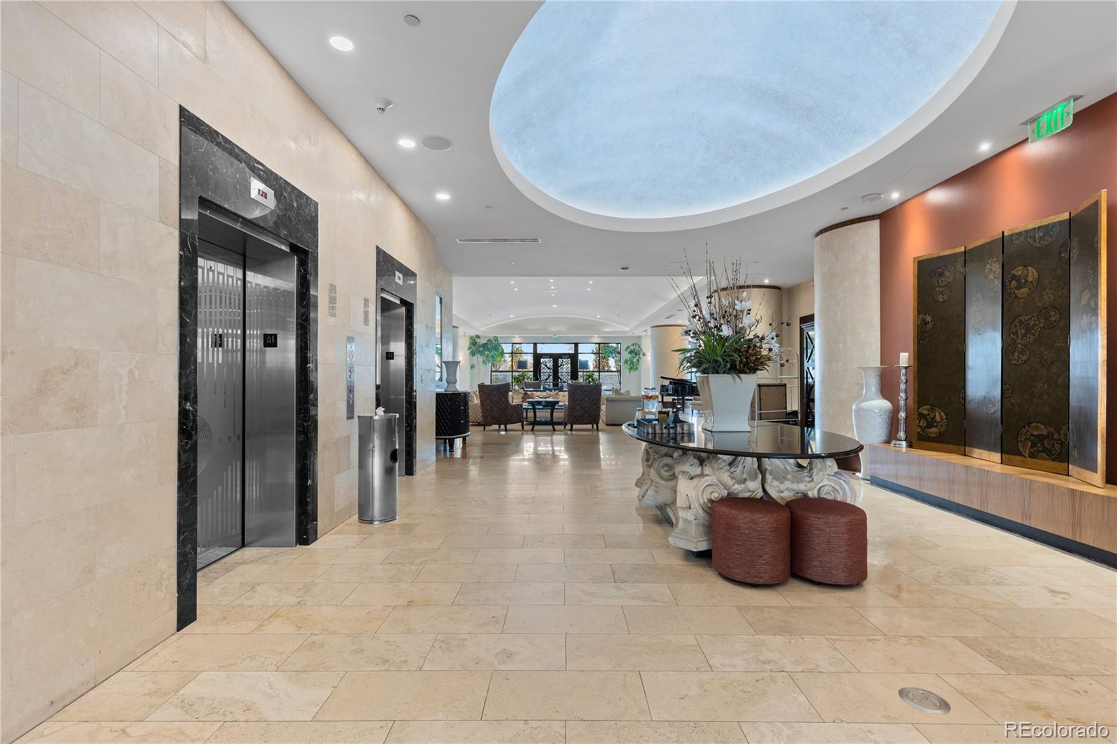 7600 Land Mark Way, Unit 1411 Greenwood Village, CO 80111 - Photo 49 of 50 a living room with furniture