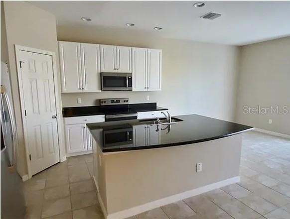 7027 Towne Lake Road Riverview, FL 33578 - Photo 2 of 13 Gallery Image 2