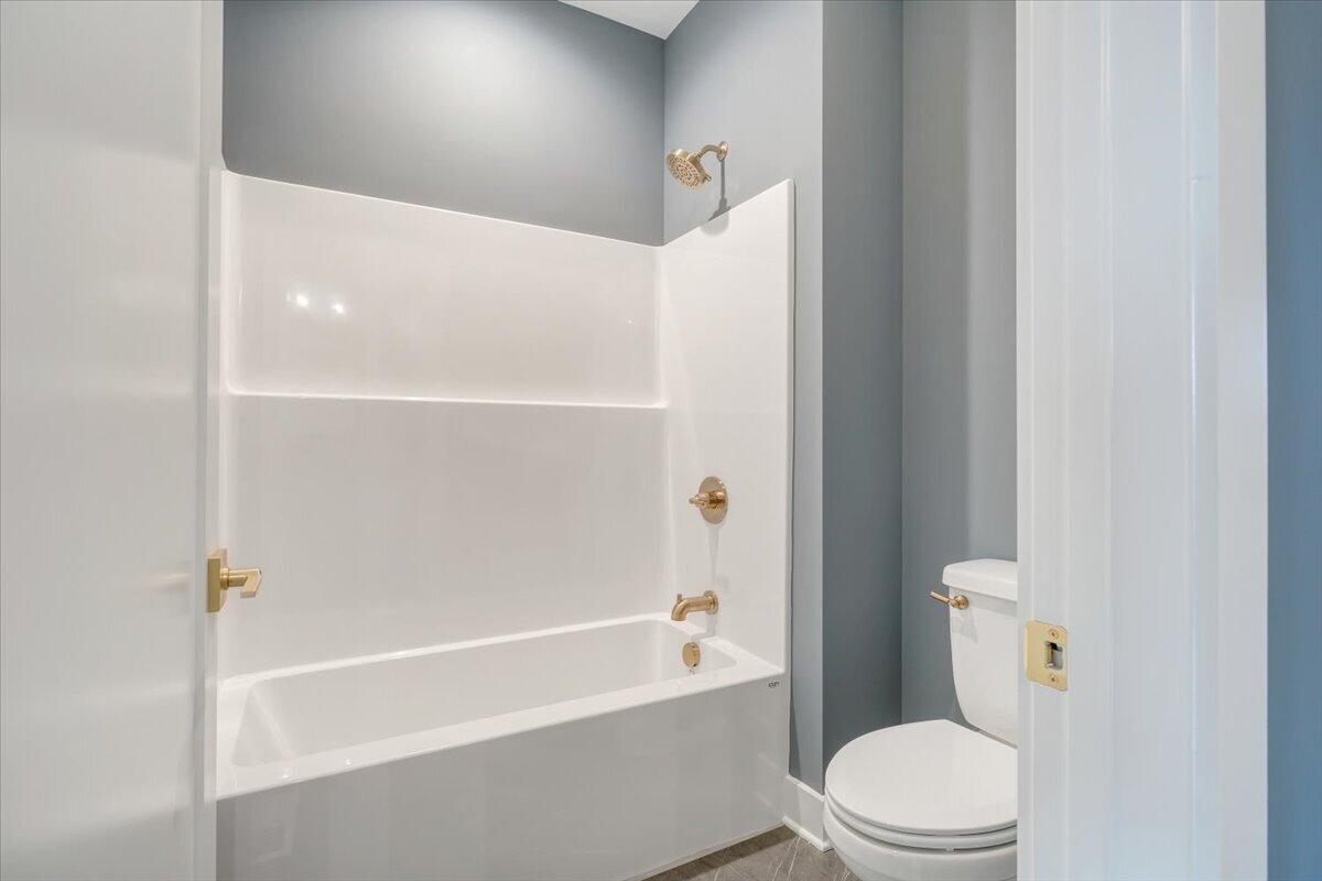 27 Smokehouse Road Moneta, VA 24121 - Photo 74 of 144 074-MIB00710