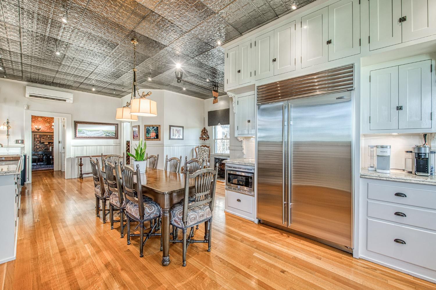 9486 East Lincoln Avenue Del Rey, CA 93616 - Photo 28 of 77 a view of a dining room with furniture