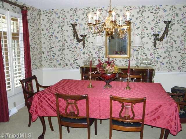 2225 Chestnut St Extension High Point, NC 27262 - Photo 4 of 16 Dining Room.