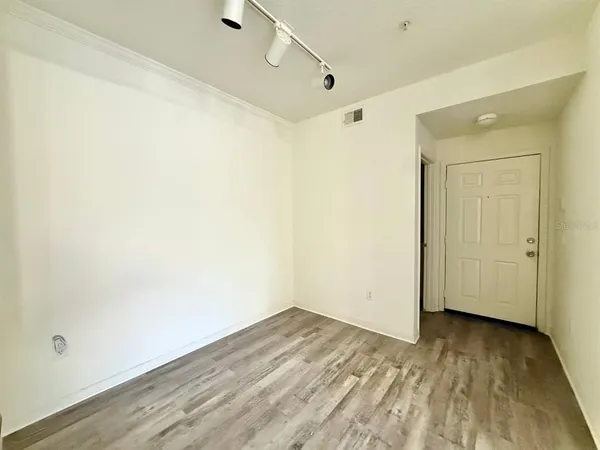 $1,450 | 17106 Carrington Park Drive, Unit 605, Tampa, FL 33647