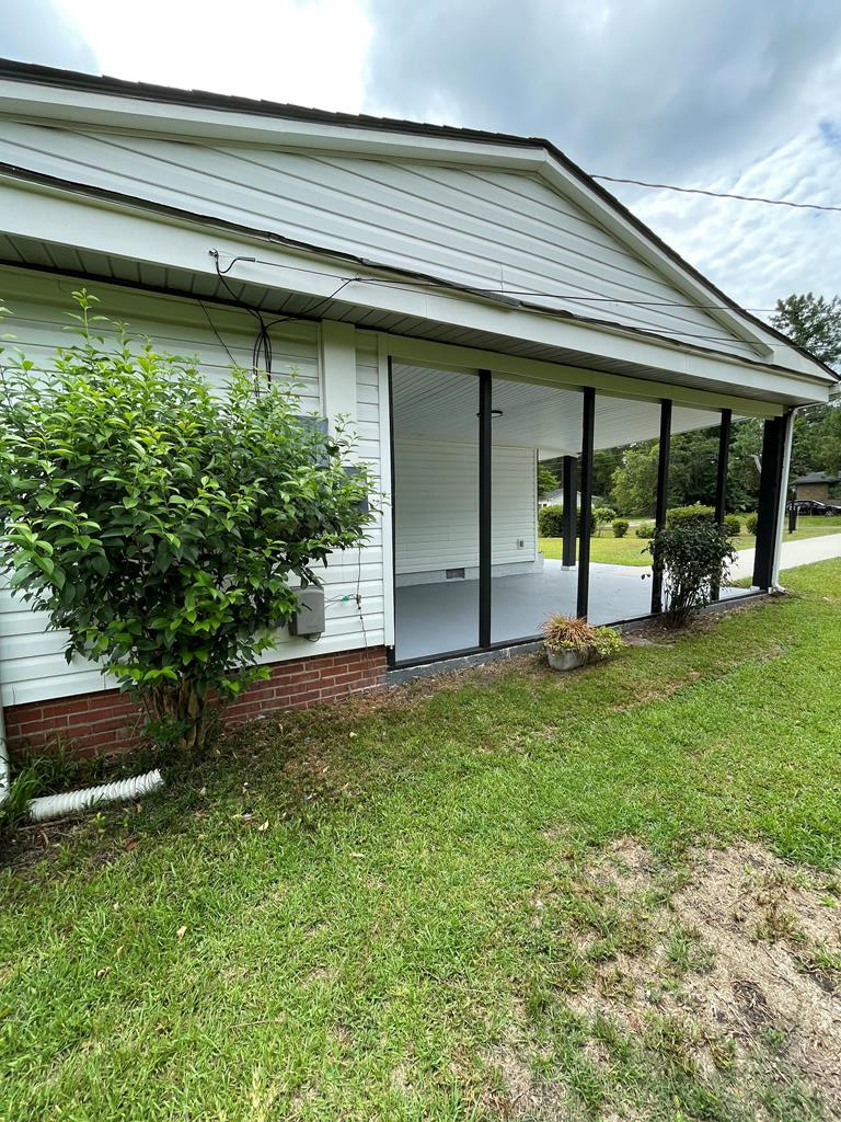 327 Mooneyham Road Sumter, SC 29153 - Photo 3 of 18 Gallery Image 3