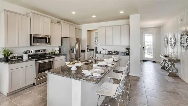 $511,740 | 36207 Hillridge Trail, Zephyrhills, FL 33541