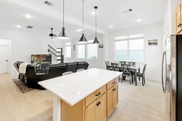 $325,000 | 144 Red Cascade Trail, Conroe, TX 77318