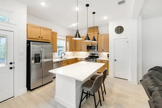 $325,000 | 144 Red Cascade Trail, Conroe, TX 77318