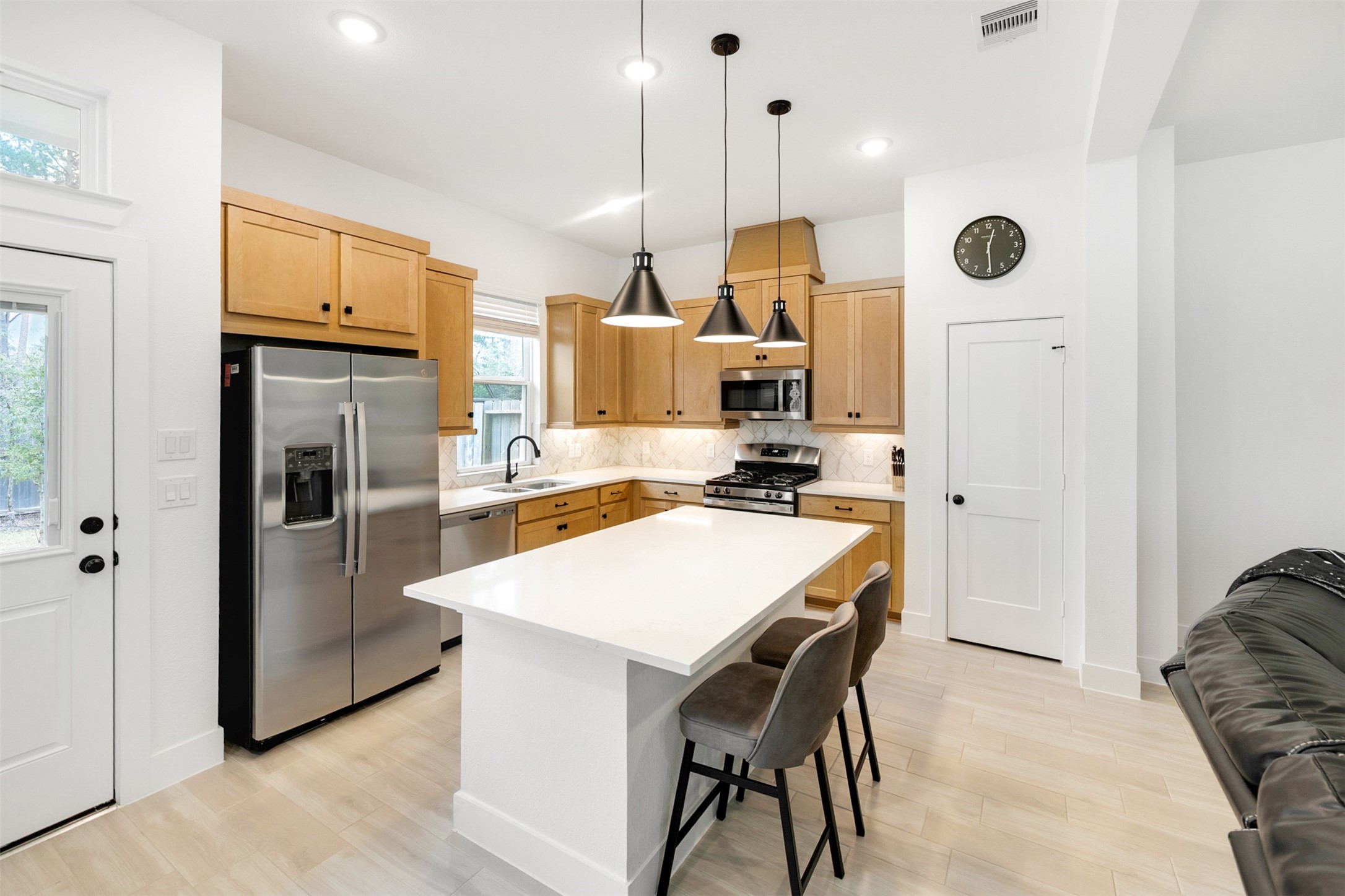 144 Red Cascade Trail Conroe, TX 77318 - Photo 11 of 34