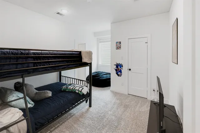 $325,000 | 144 Red Cascade Trail, Conroe, TX 77318