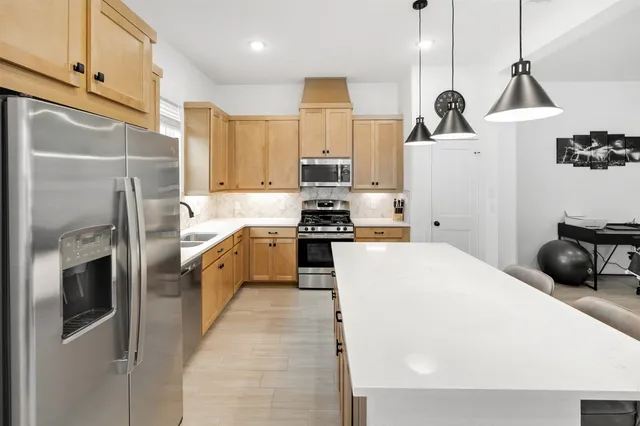 $325,000 | 144 Red Cascade Trail, Conroe, TX 77318