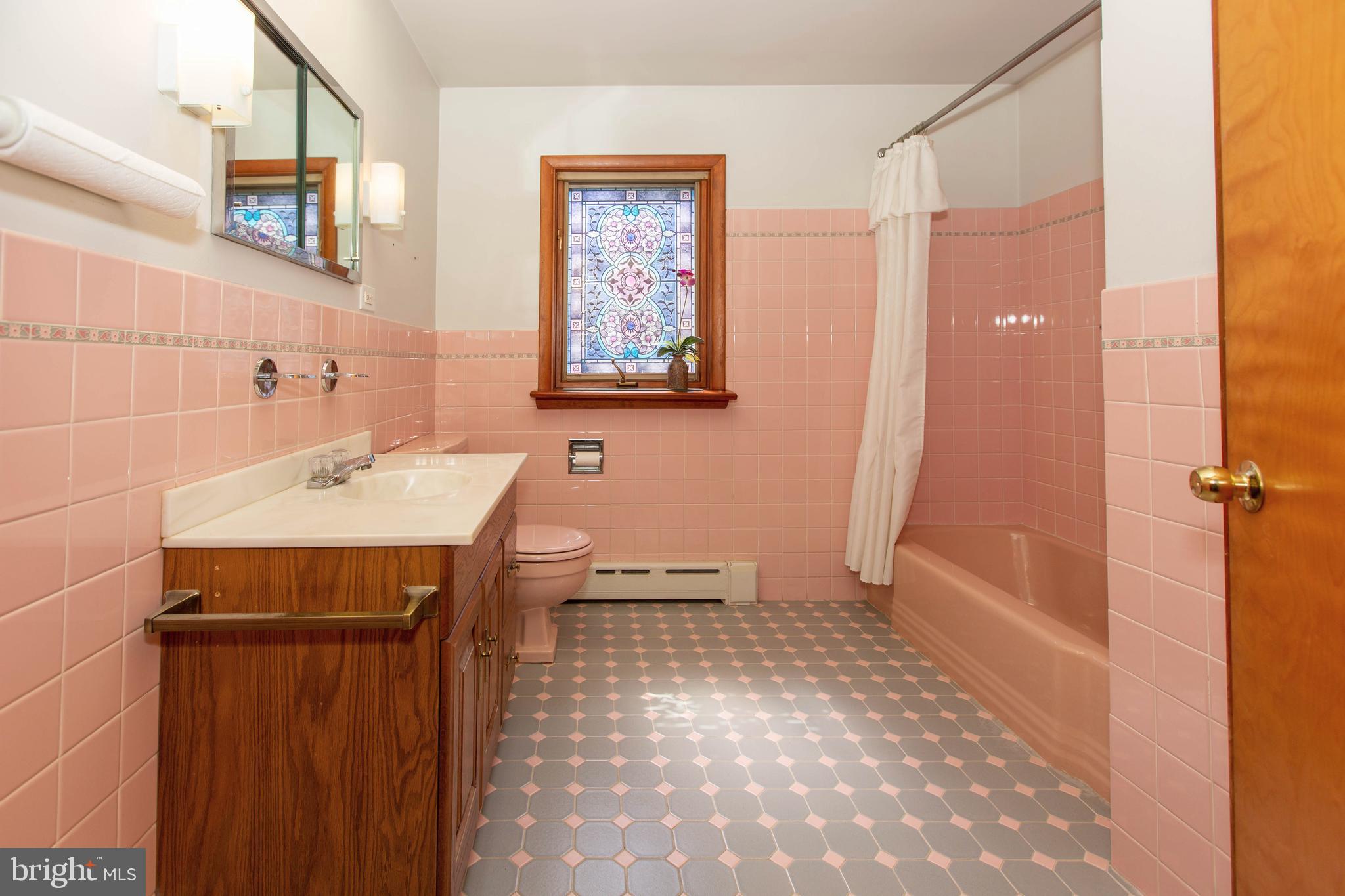 2980 Township Line Road Eagleville, PA 19403 - Photo 34 of 51 Spacious Hall Bathroom
