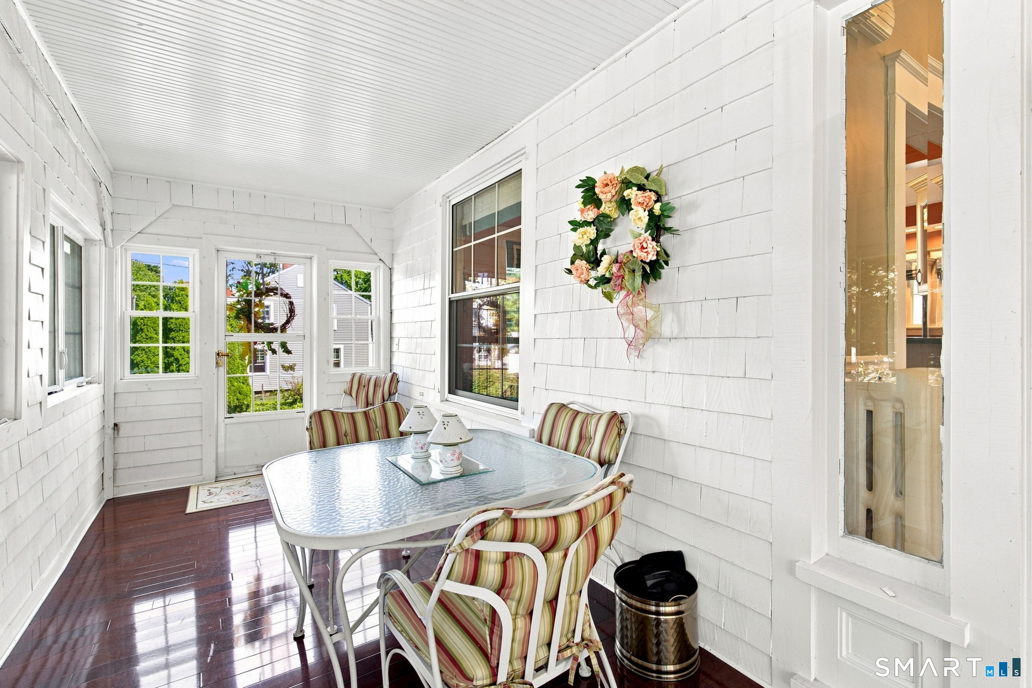 24 Ridgeway Street Newington, CT 06111 - Photo 4 of 40 Gallery Image 4