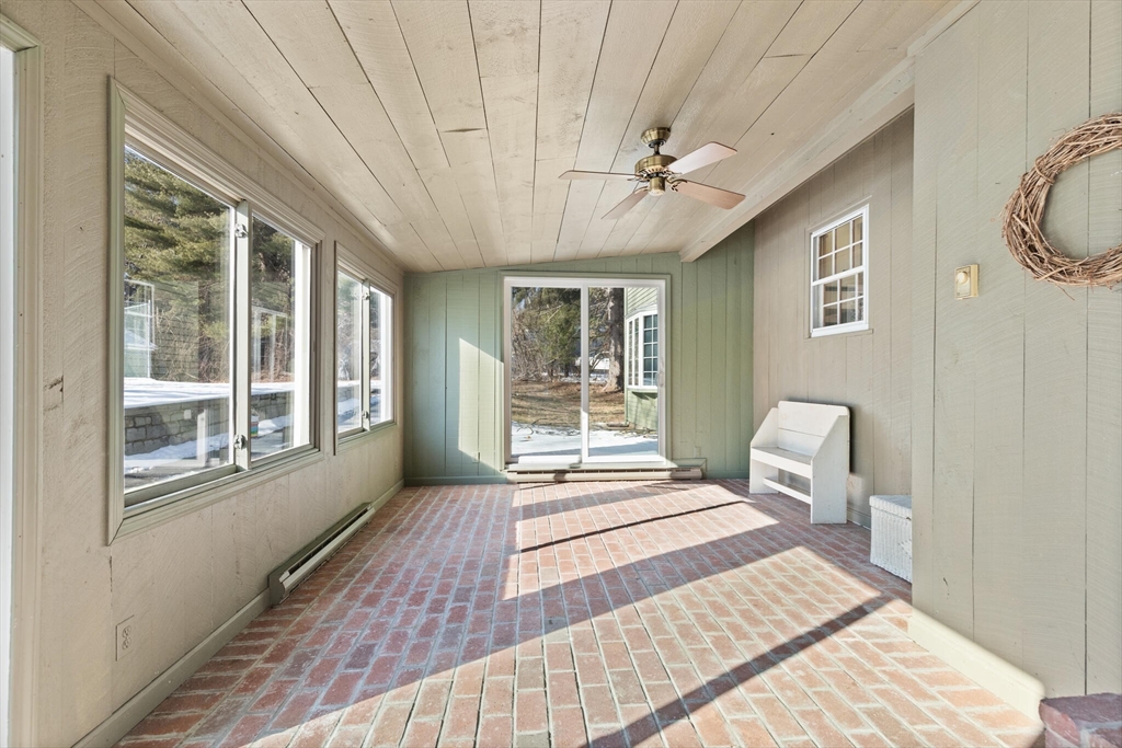 196 Dunstable Road North Chelmsford, MA 01863 - Photo 21 of 42 Gallery Image 21