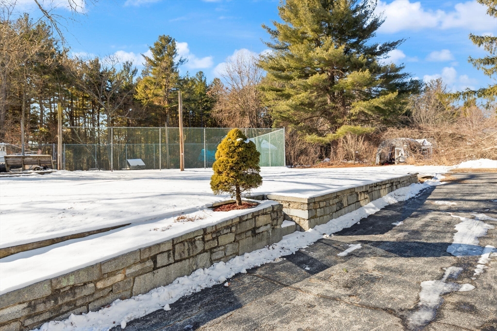 196 Dunstable Road North Chelmsford, MA 01863 - Photo 42 of 42 Gallery Image 42