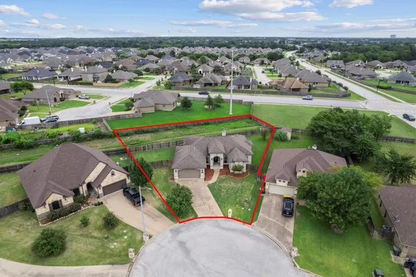 $434,900 | 2904 Castellon Court, Bryan, TX 77808