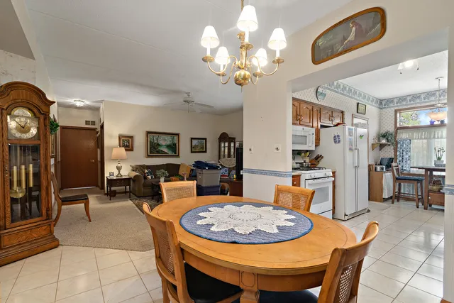 $247,900 | 18431 Pine Cone Drive, Unit 1, Tinley Park, IL 60477