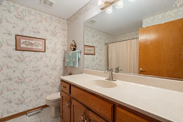 $247,900 | 18431 Pine Cone Drive, Unit 1, Tinley Park, IL 60477