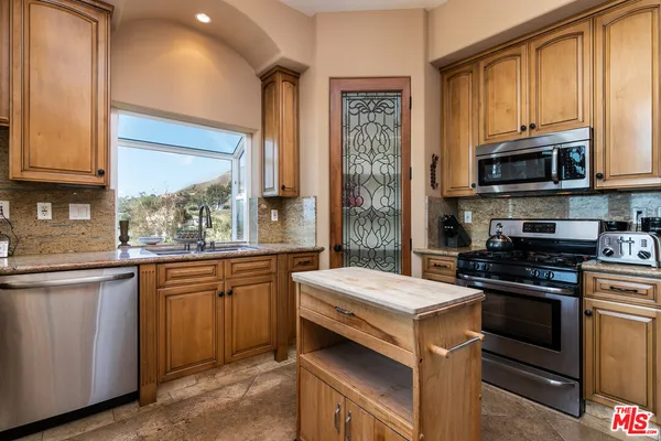 $27,500 | 31280 Bailard Road, Malibu, CA 90265