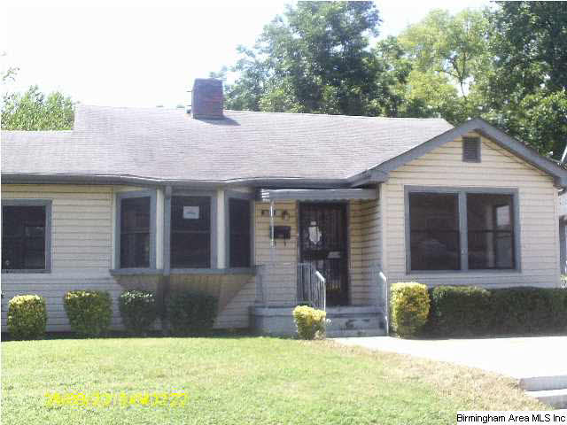 608 26th Street Southwest Birmingham, AL 35211 - Photo 1 of 9