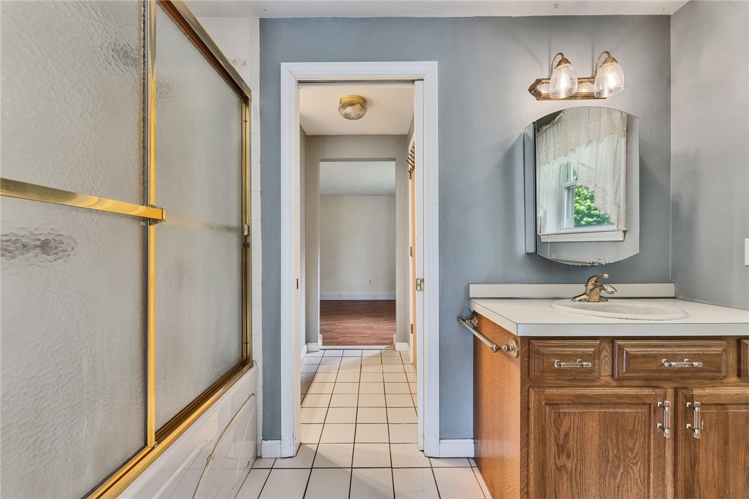 84 East Shore Road Narragansett, RI 02882 - Photo 31 of 37