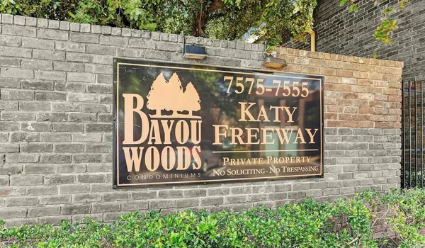 $1,700 | 7555 Katy Freeway, Unit 146, Houston, TX 77024