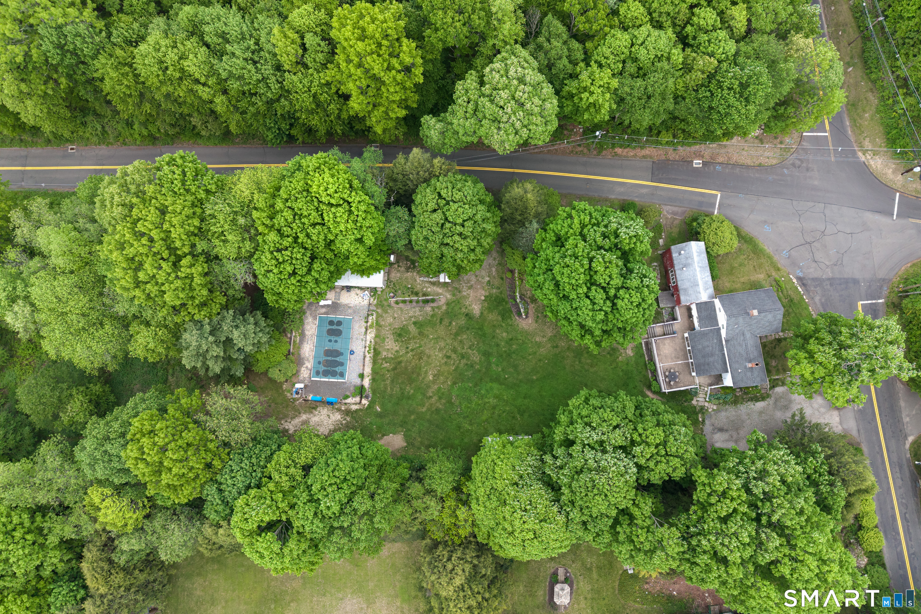 635 Northfield Road Watertown, CT 06795 - Photo 5 of 40