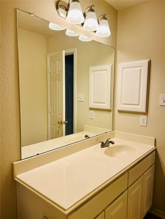 $1,975 | 19318 Brook Village Road, Houston, TX 77084