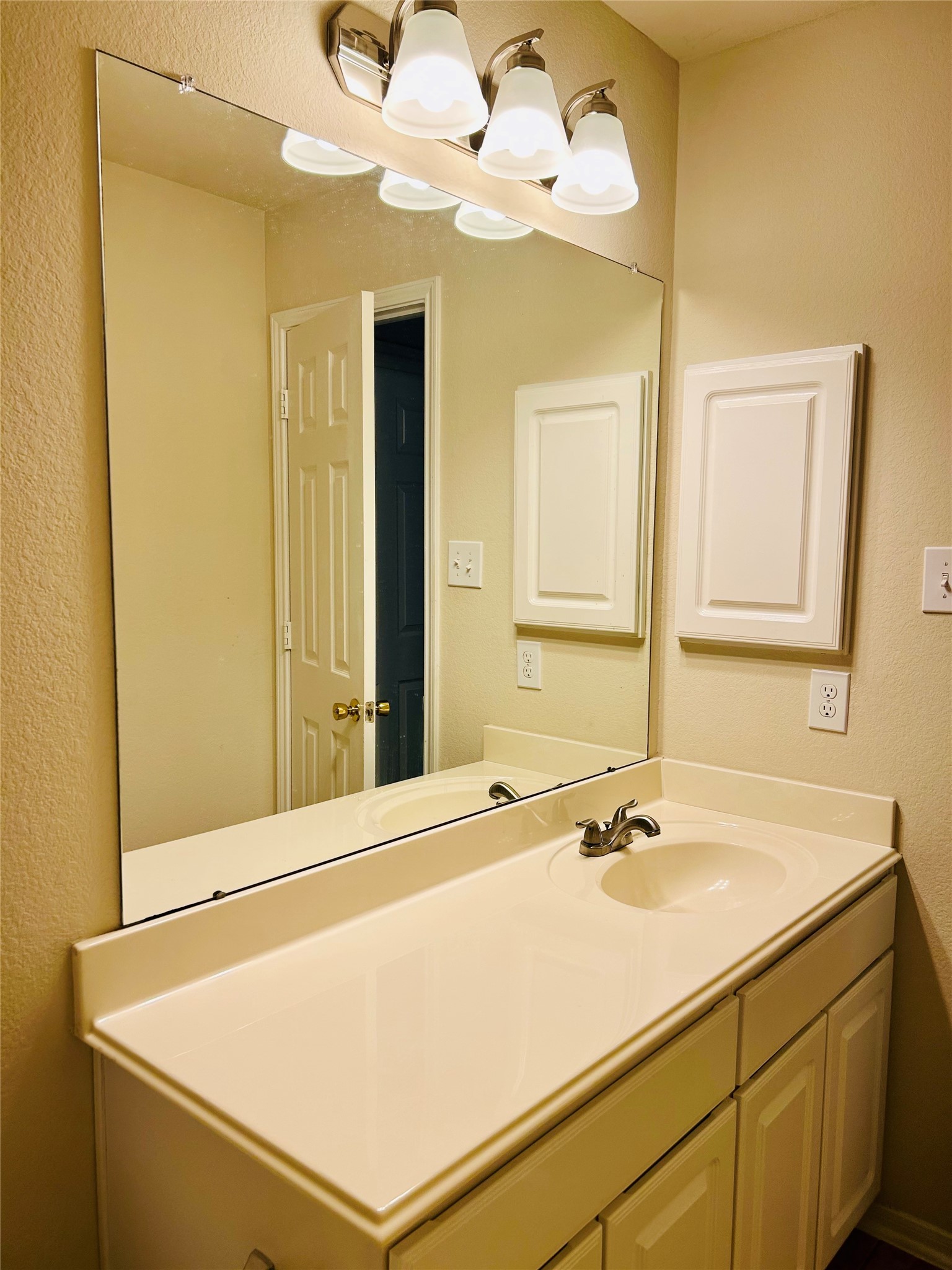 19318 Brook Village Road Houston, TX 77084 - Photo 12 of 17