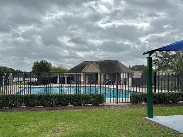 $1,975 | 19318 Brook Village Road, Houston, TX 77084
