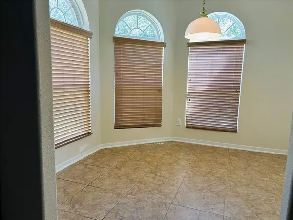 $1,925 | 19318 Brook Village Road, Houston, TX 77084