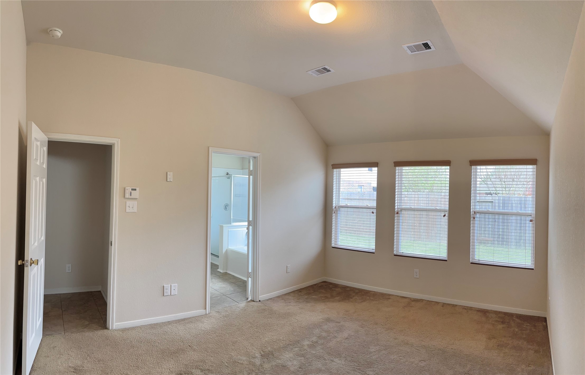 19318 Brook Village Road Houston, TX 77084 - Photo 7 of 17 Master bedroom