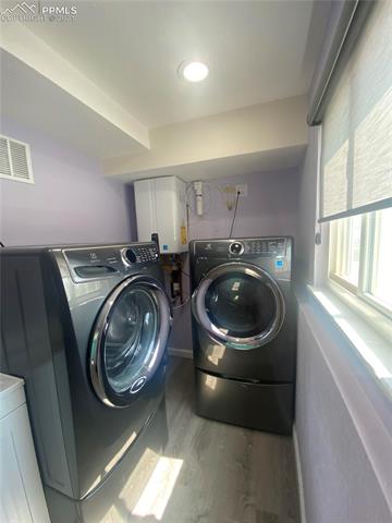 931 East Rio Grande Street Colorado Springs, CO 80903 - Photo 20 of 36 washer and dryer included!