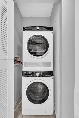 $194,900 | 5200 Northwest 31st Avenue, Unit 175, Fort Lauderdale, FL 33309