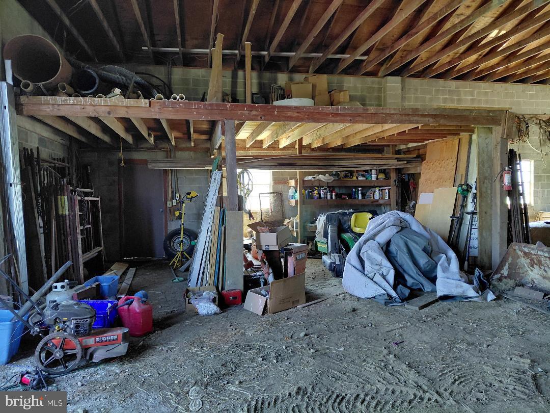 91 Stewart Road Pilesgrove, NJ 08098 - Photo 13 of 27 Spacious workshop brimming with potential.