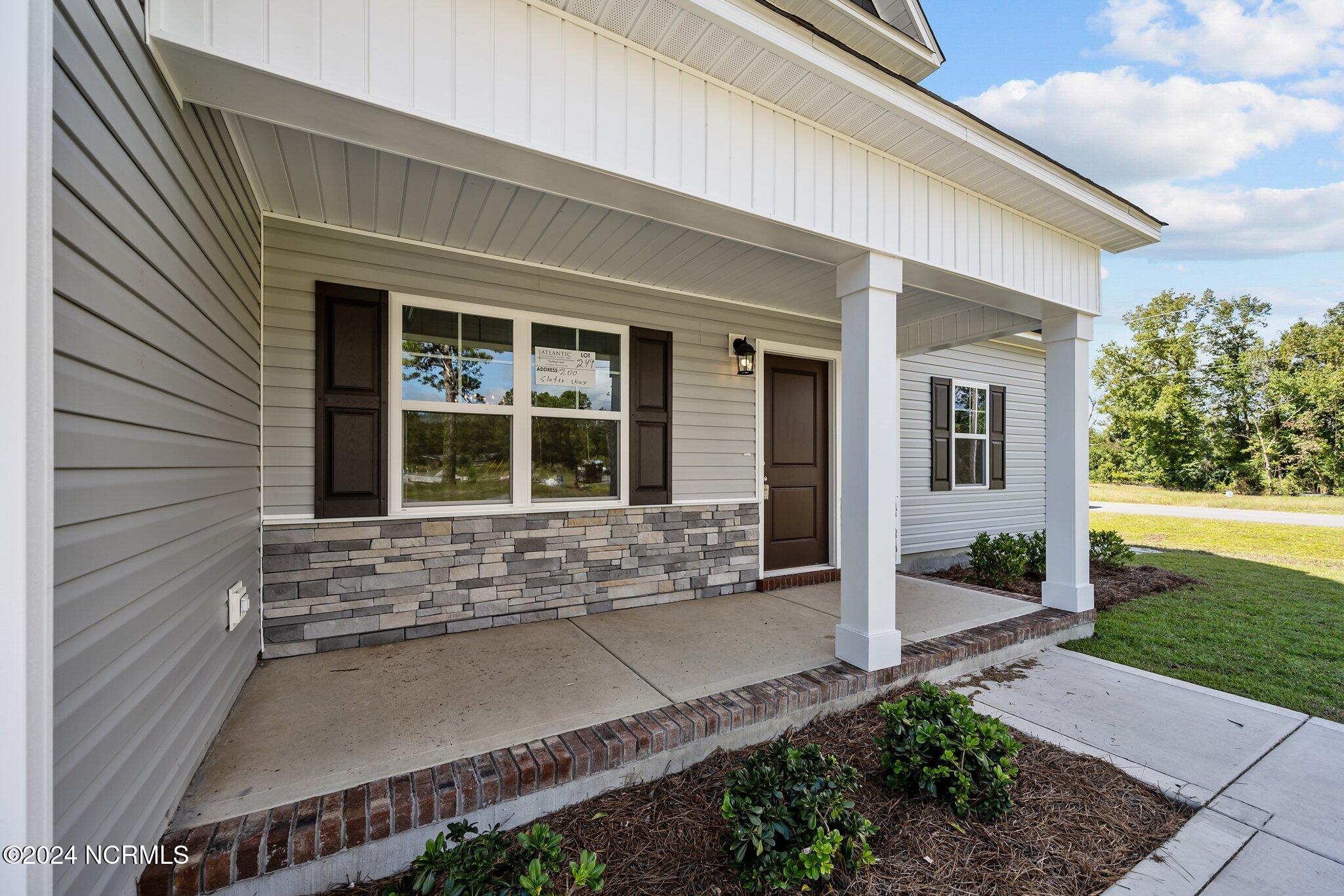 200 Slater Way Jacksonville, NC 28540 - Photo 34 of 41 34-web-or-mls-04
