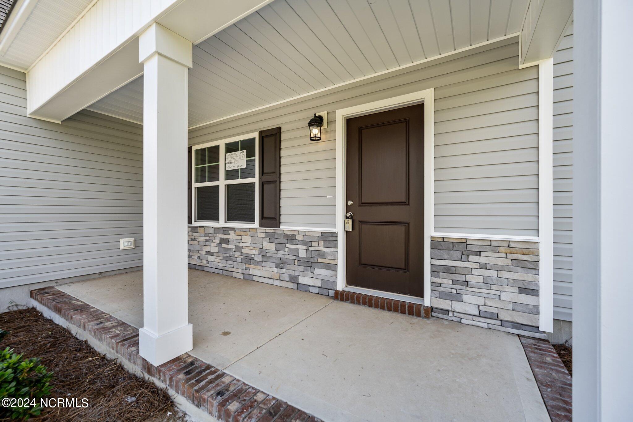 200 Slater Way Jacksonville, NC 28540 - Photo 35 of 41 35-web-or-mls-05