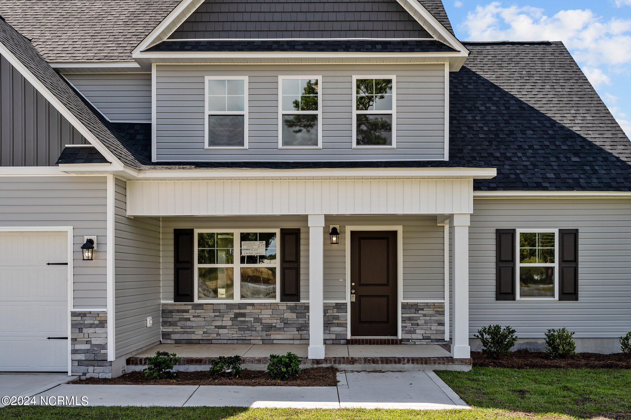 200 Slater Way Jacksonville, NC 28540 - Photo 4 of 41 3-web-or-mls-03