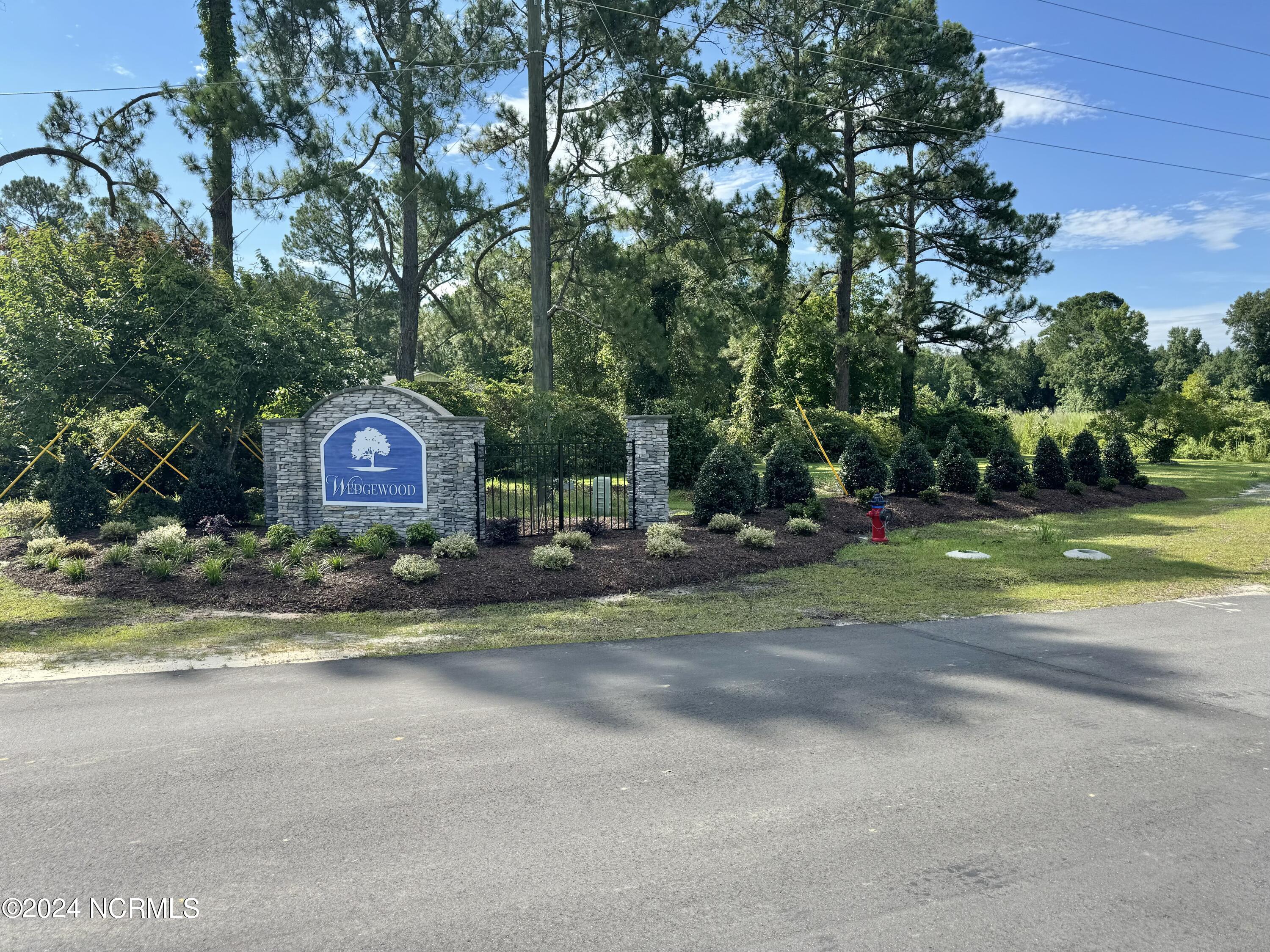 200 Slater Way Jacksonville, NC 28540 - Photo 7 of 41 IMG_0476