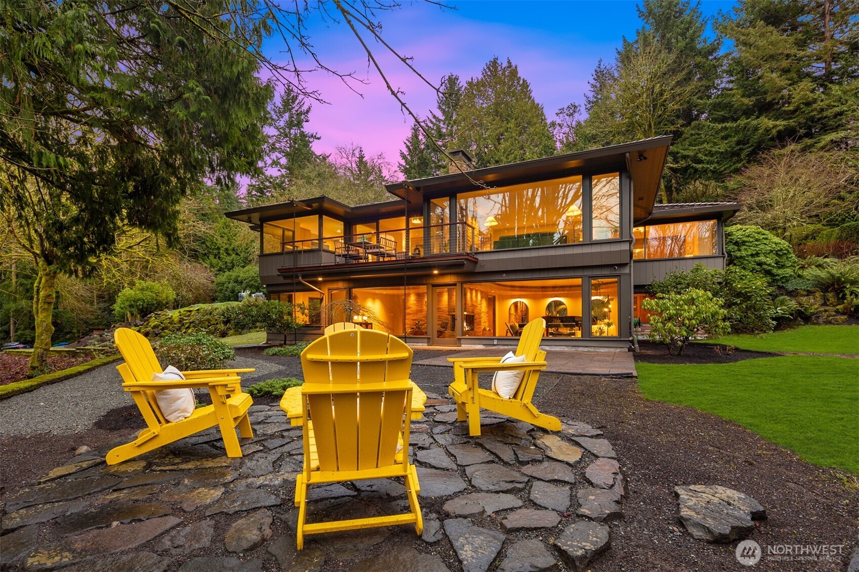 13739 Northwood Road Northwest Seattle, WA 98177 - Photo 30 of 35 a front view of a house with garden