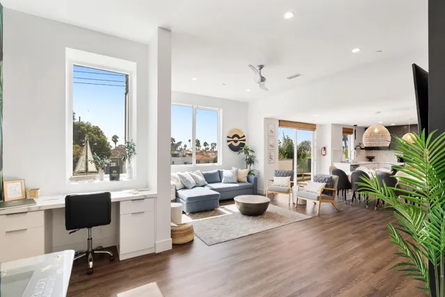 $1,569,000 | 508 North Tremont Street, Unit A, Oceanside, CA 92054