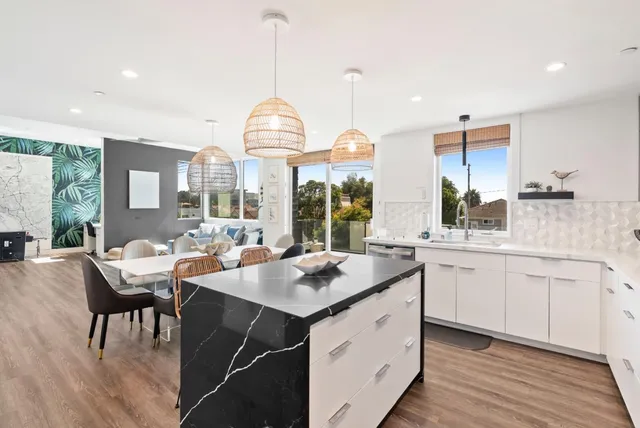 $1,569,000 | 508 North Tremont Street, Unit A, Oceanside, CA 92054