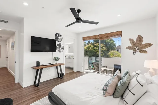 $1,569,000 | 508 North Tremont Street, Unit A, Oceanside, CA 92054