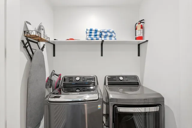 $1,569,000 | 508 North Tremont Street, Unit A, Oceanside, CA 92054