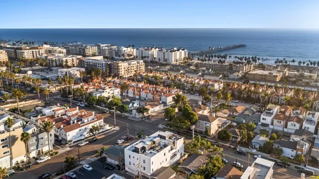 $1,569,000 | 508 North Tremont Street, Unit A, Oceanside, CA 92054