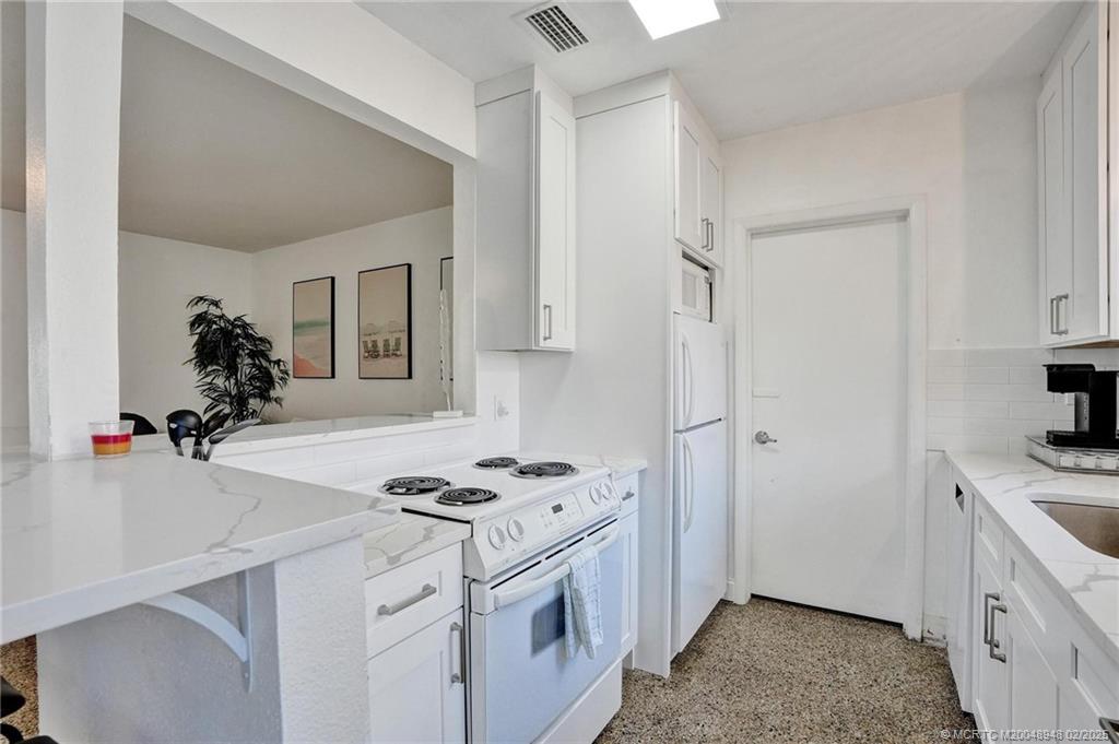 119 Southwest 5th Street Stuart, FL 34994 - Photo 19 of 76 Gallery Image 19
