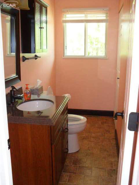 9144 South Nichols Road Gaines, MI 48436 - Photo 12 of 18 20446027-11.JPG